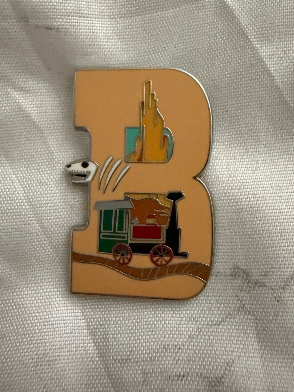 Disney | NWOT Big Thunder Mountain Pin